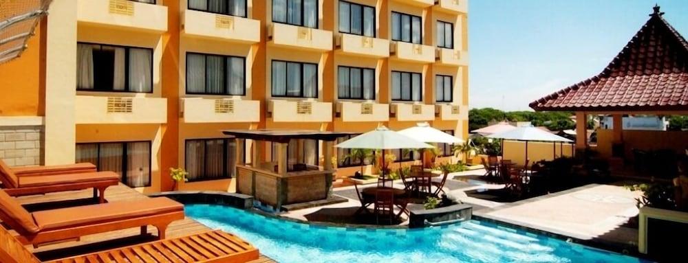 Pandanaran Hotel Semarang Exterior photo